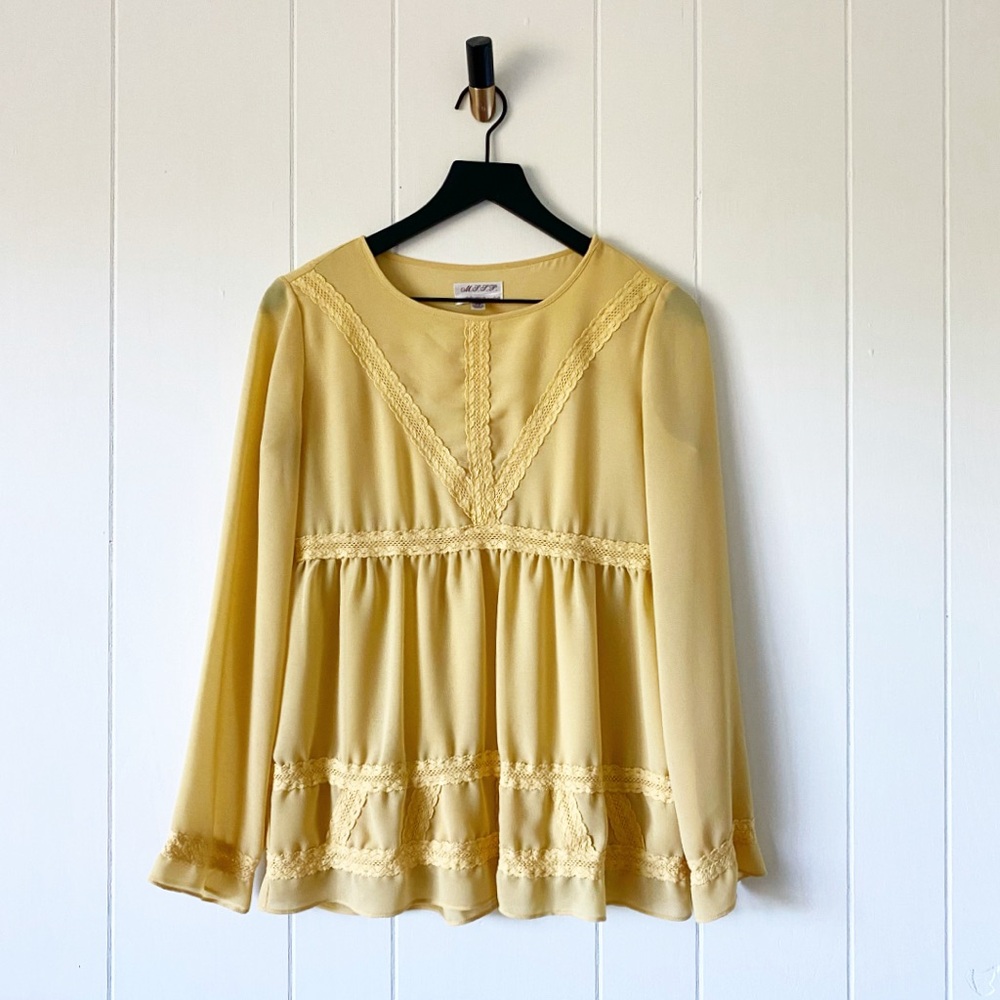 Max Studio Soft Butter Yellow Boho Lace Yoke Long Sleeve Ruffled Swing Blouse